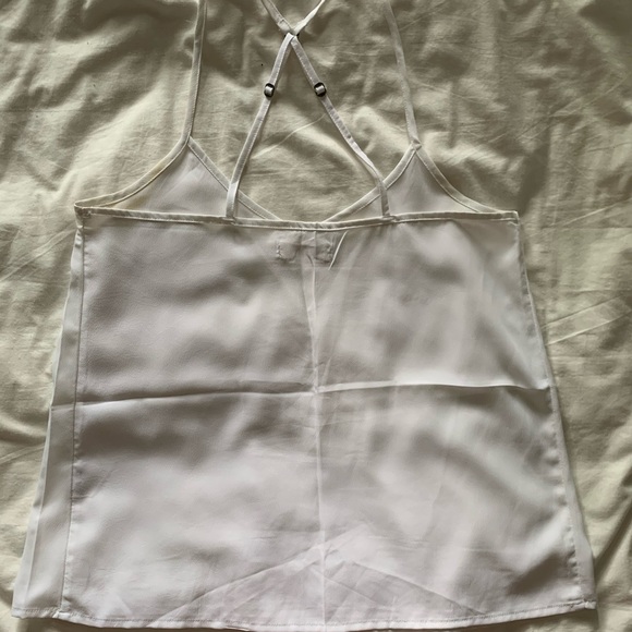 White tank. - Picture 4 of 4